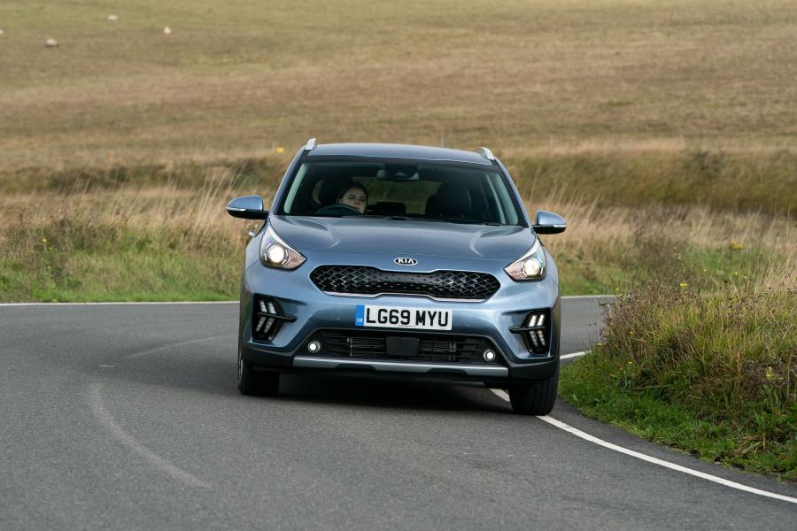  Kia Niro Plug-In Hybrid (DE) 2019 года  (UK) (фото 34 из 40)